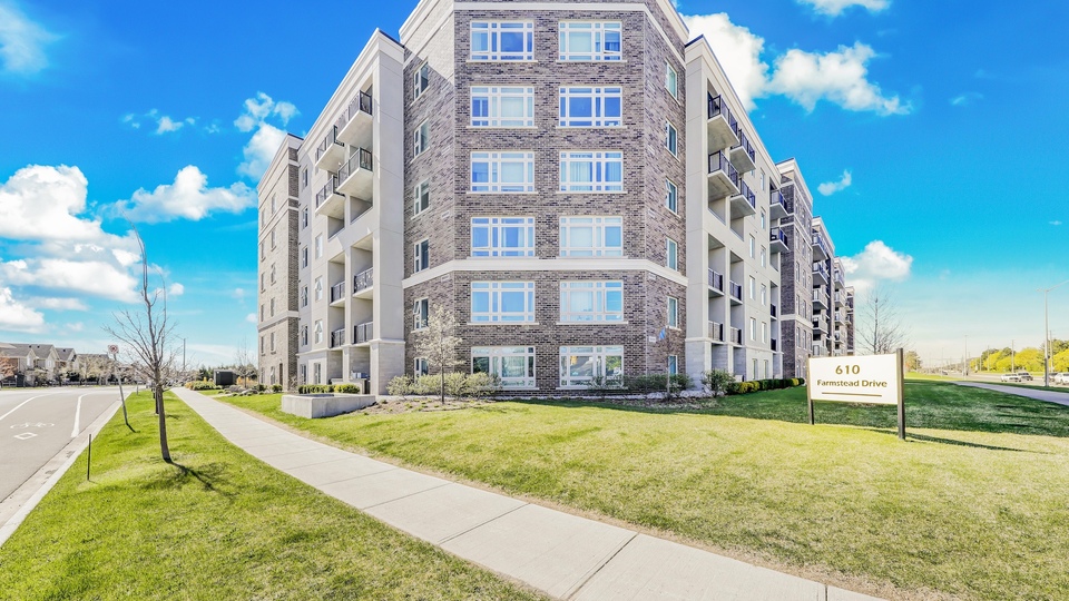 610 Farmstead Drive, Milton, Unit#307