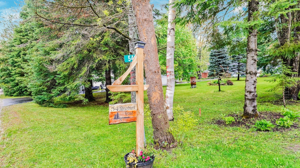 54 Riverbank Rd, Kawartha Lakes, ON
