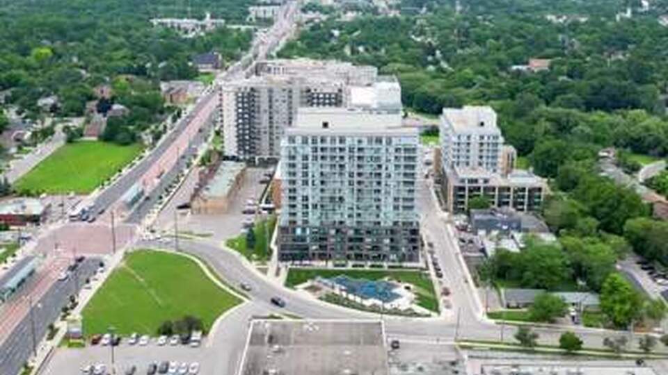 1212 - 185 Deerfield Rd, Newmarket