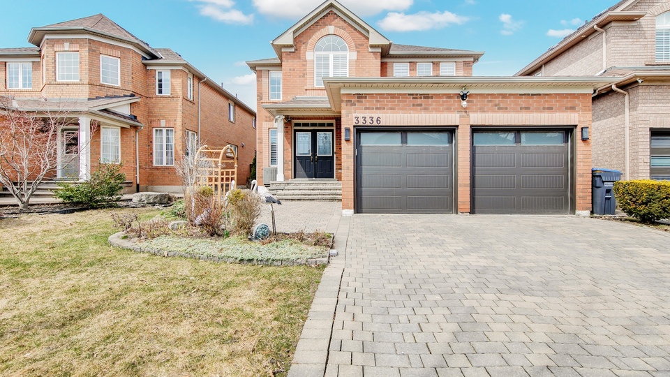 3336 Crompton Crescent, Mississauga