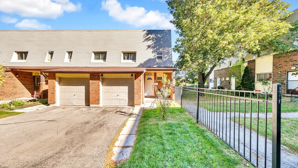 6 - 1460 Garth Street, Hamilton