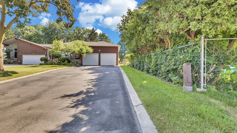 41 Pearson Ave, Richmond Hill