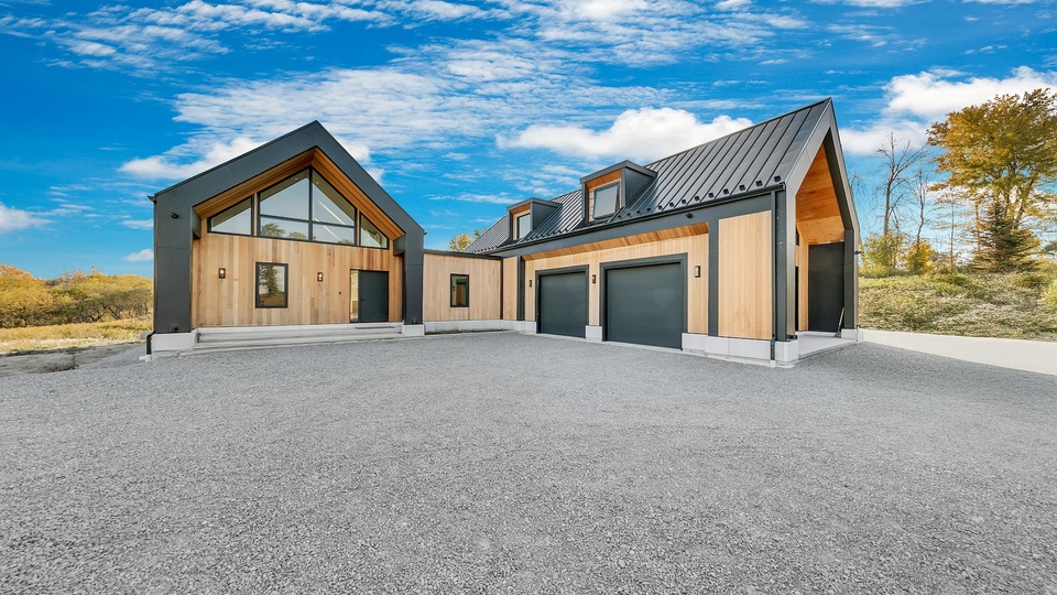 4829 10th Line, New Tecumseth
