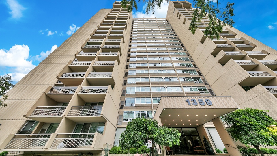 1359 White Oaks Boulevard, Oakville,Unit 403