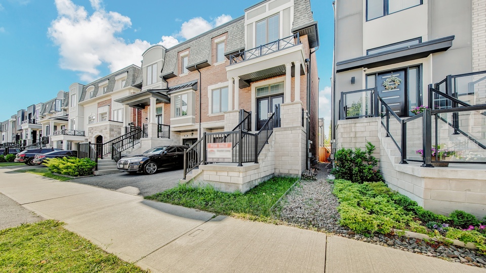 17 Vaudeville Drive, Etobicoke