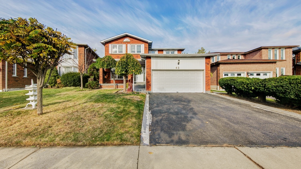 45 Mossbank Drive, Brampton