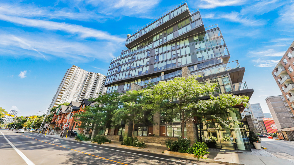 15 Beverley Street, Toronto