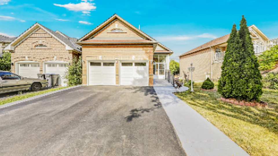 36 Hayloft Court, Brampton