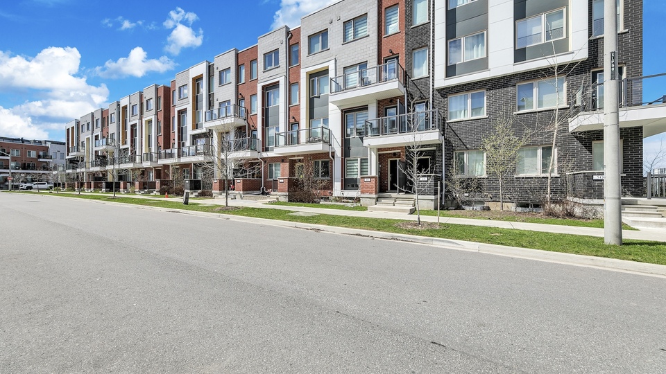 46 William Duncan Rd, North York, Toronto