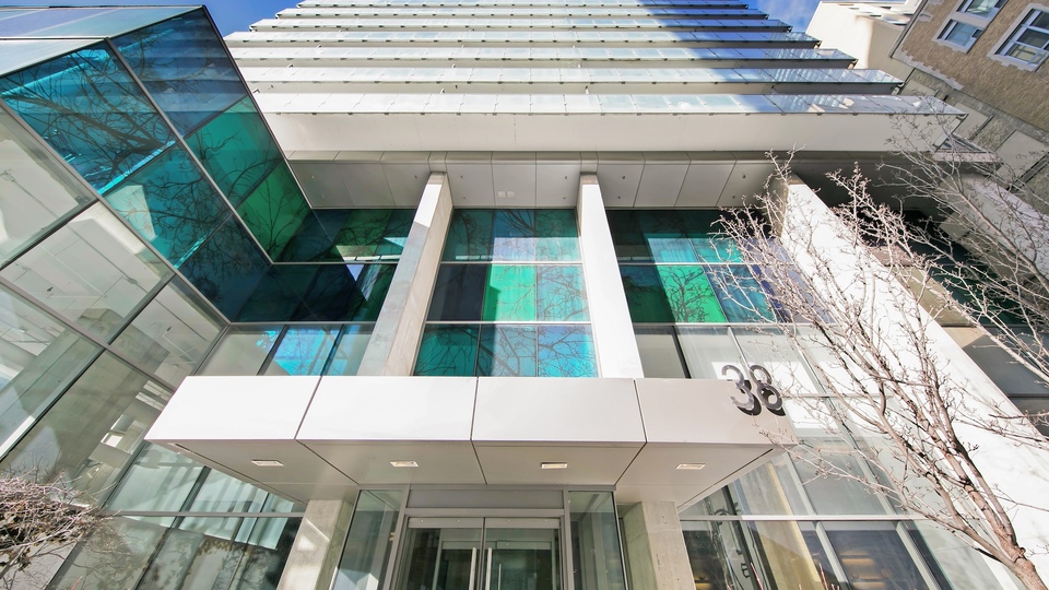38 Grenville Street, Toronto, Unit 2306