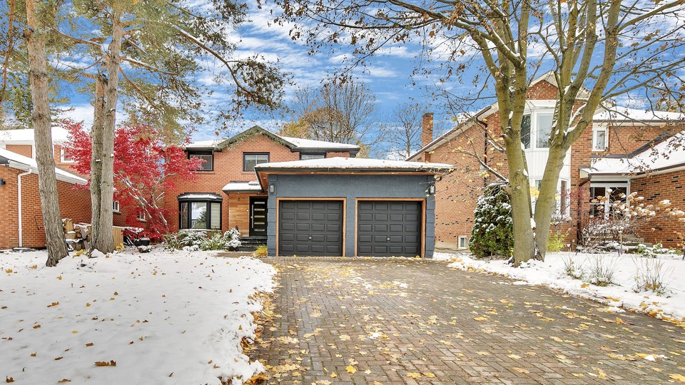 8 Sala Drive, Richmond Hill